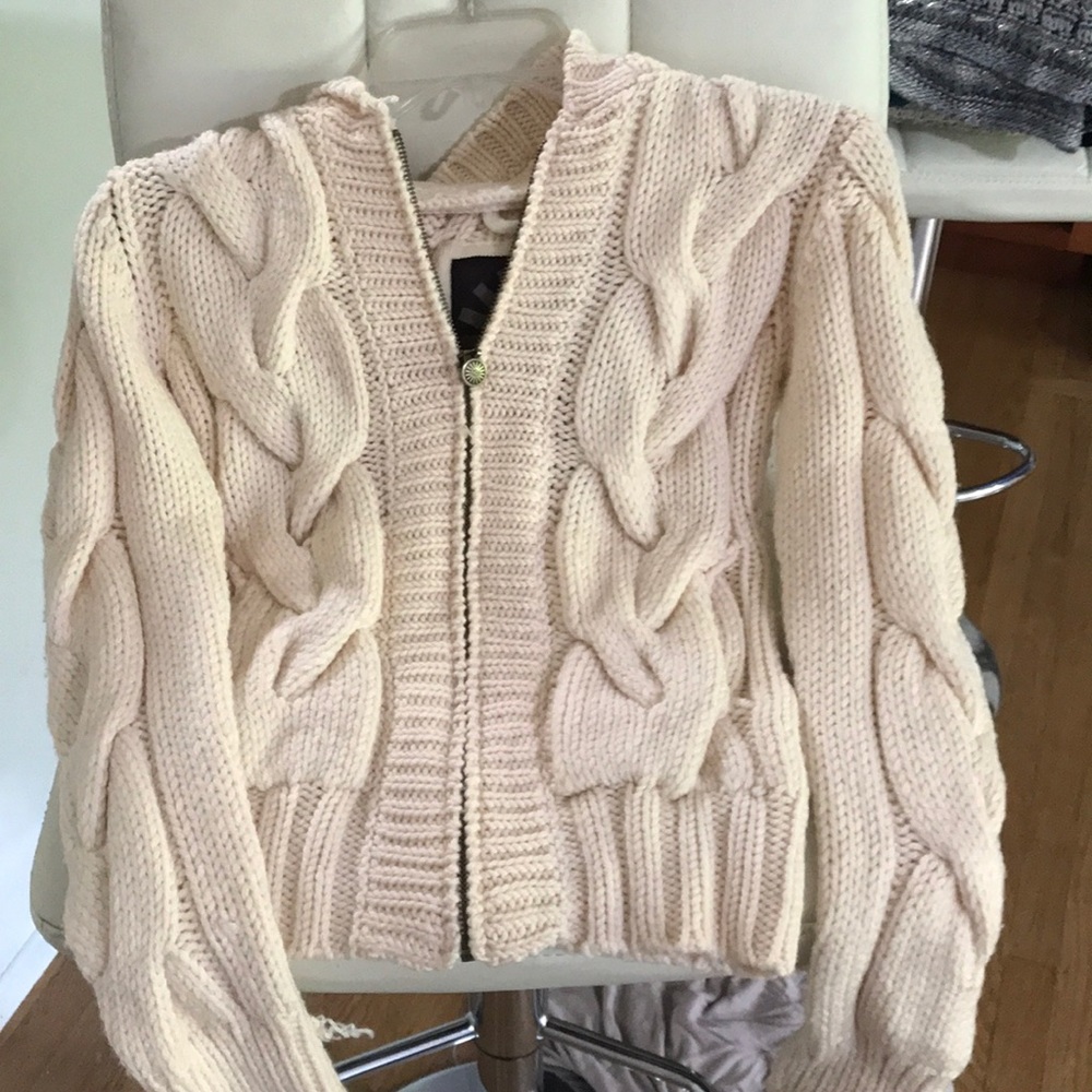 Ugg thick knit sweater.